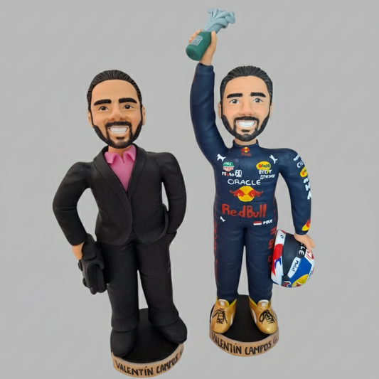 Figura retrato realista caricatura 17cm, personalizadas desde una foto