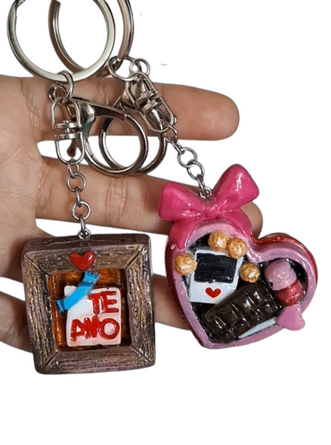 Llaveros para pareja , dúo corazón y cuadro san Valentín, 2pz amor y amistad