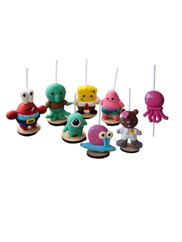 Velas de cumpleaños Bob esponja, Patricio, Arenita, Don cangrejo, Calamardo, Gary, Planton y medusa, toppers cake temáticos fondo de bikini 8pz , incluye stickers