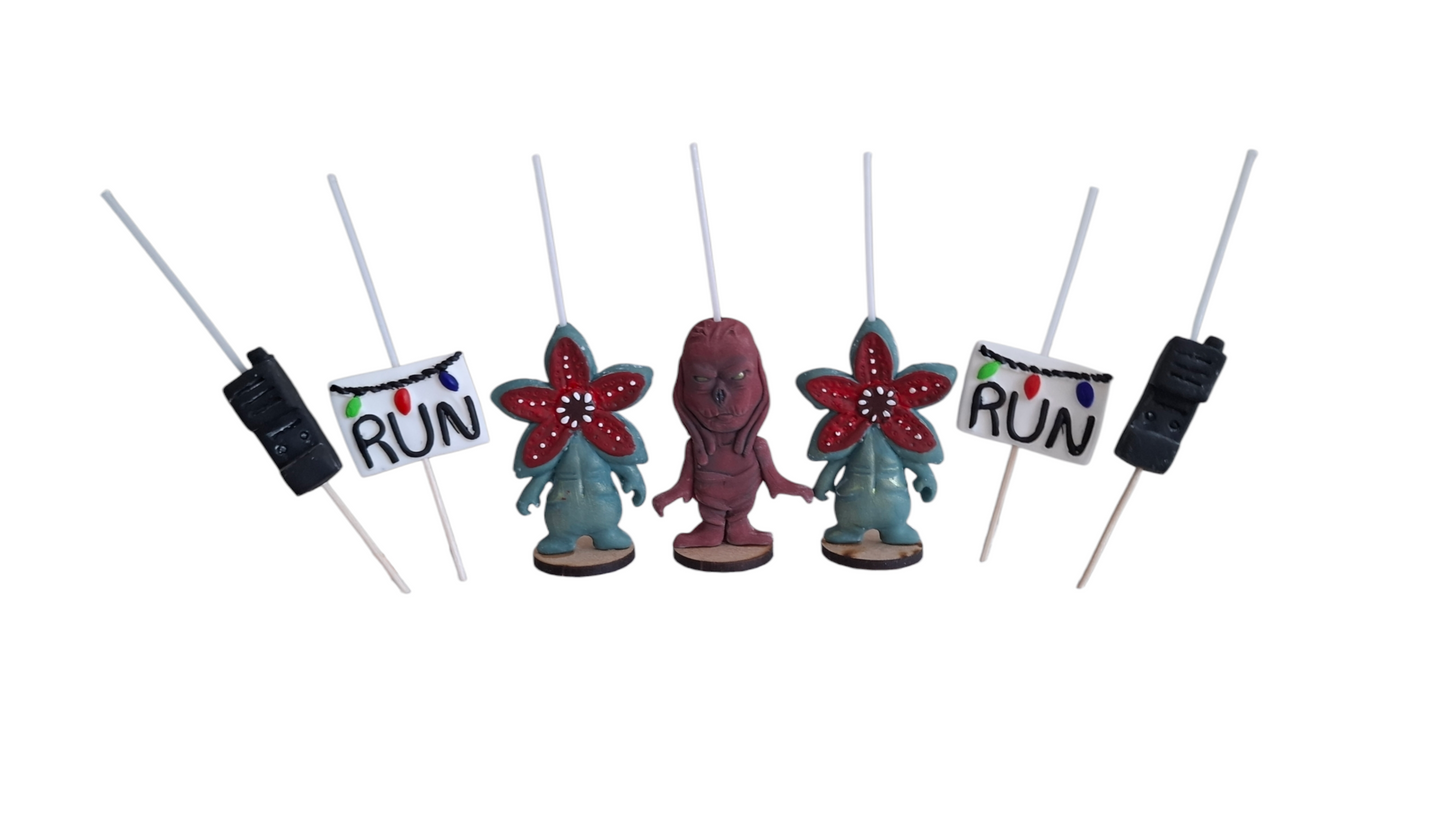 Stranger Things velas cumpleaños 7pz , demogorgon, vecna, run y radios, toppers cake, decoración fiesta