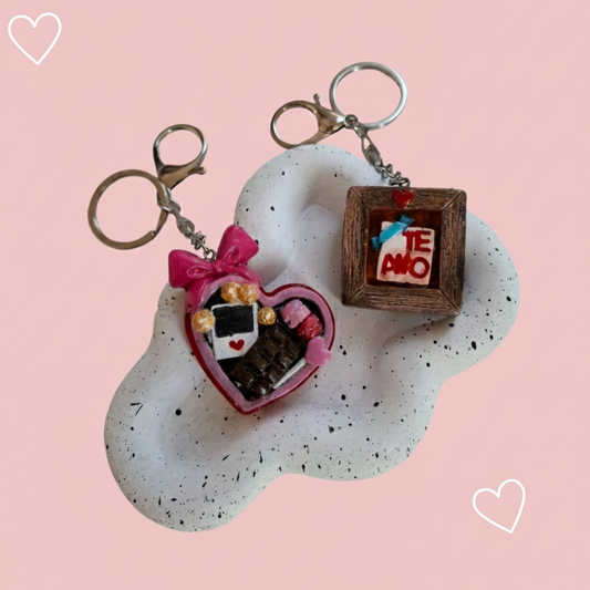 Llaveros para pareja , dúo corazón y cuadro san Valentín, 2pz amor y amistad
