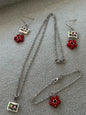 Collar, aretes y pulsera Stranger Things, set joyería acero inoxidable con dijes temáticos 3pz