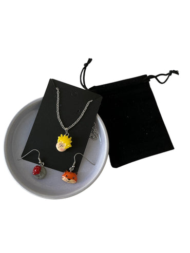 El principito collar y aretes, set joyería artesanal, dijes zorro, rosa y principito 2pz