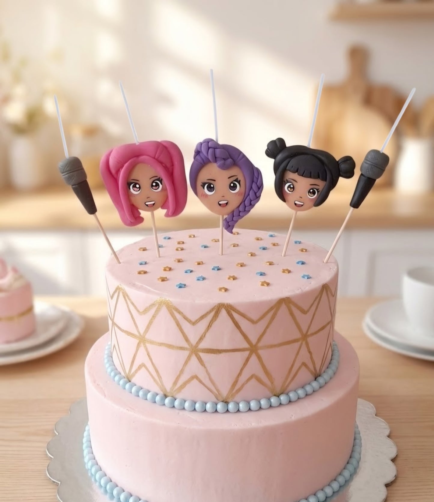 Velas para pastel Las guerreras Kpop ,Hunters Dem , 5pz, 3 caritas y 2 Micrófonos, fiesta tematica decorativa